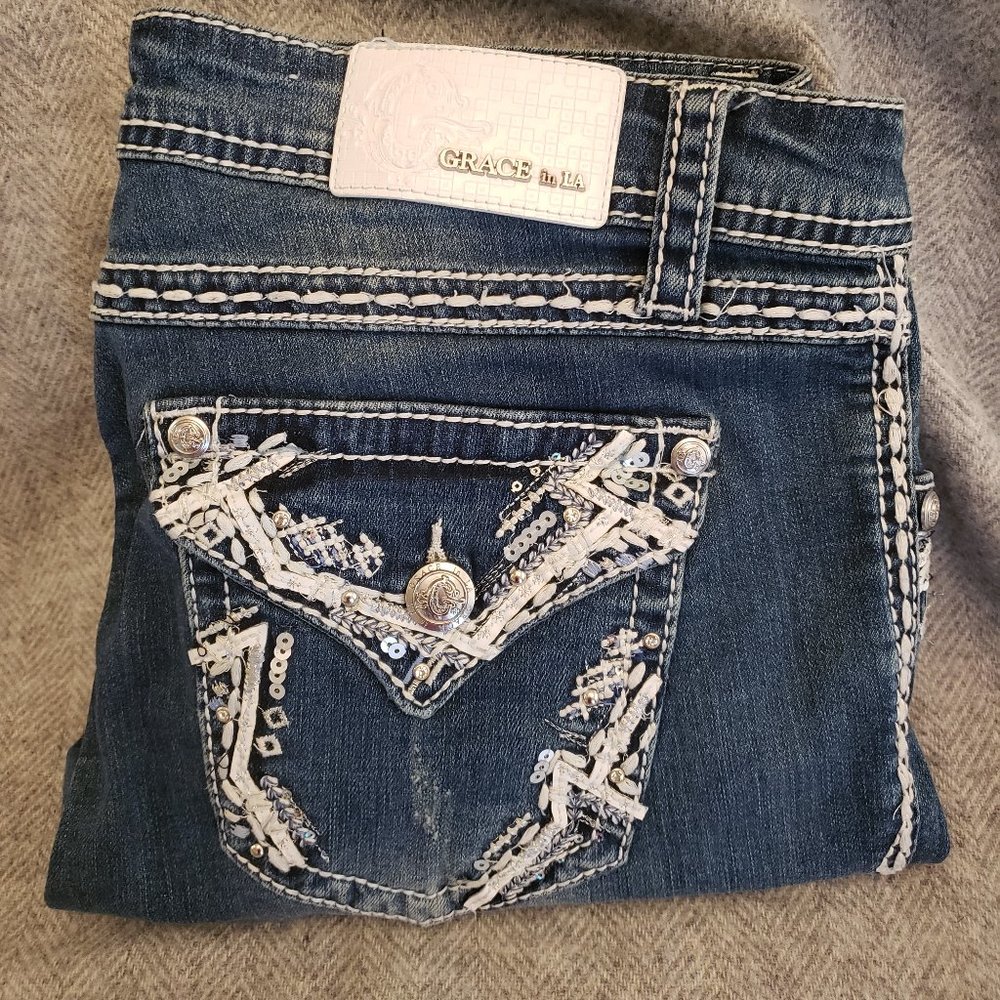 Grace In LA Women's Bling Denim Capri Size 31